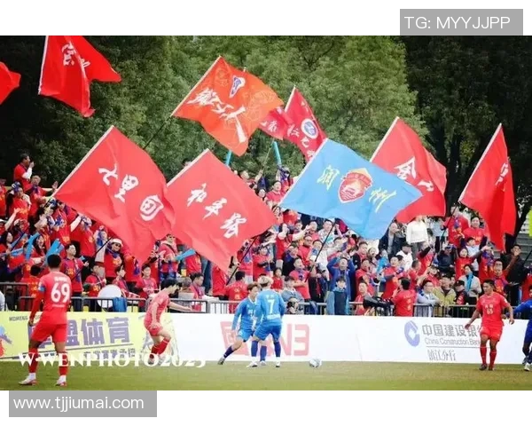 足球明星齐聚泉州展开友谊赛激情对决点燃球迷热情