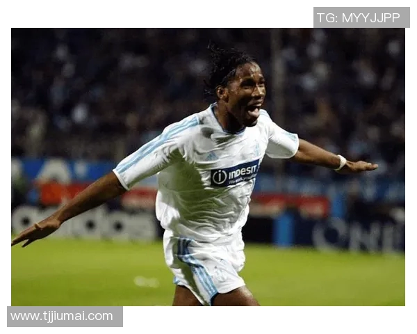 魔兽足球明星的传奇之路与球场上的辉煌时刻回顾